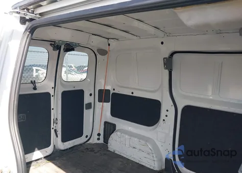 2018 Nissan Nv200 Sv from USA, damaged, VIN 3N6CM0KN5JK693908